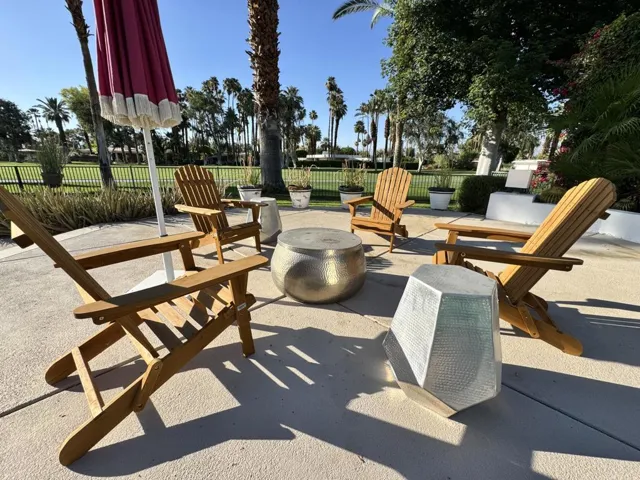 Patio Lounge