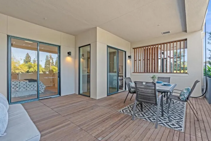4115 El Camino Real, Palo Alto, California 94306