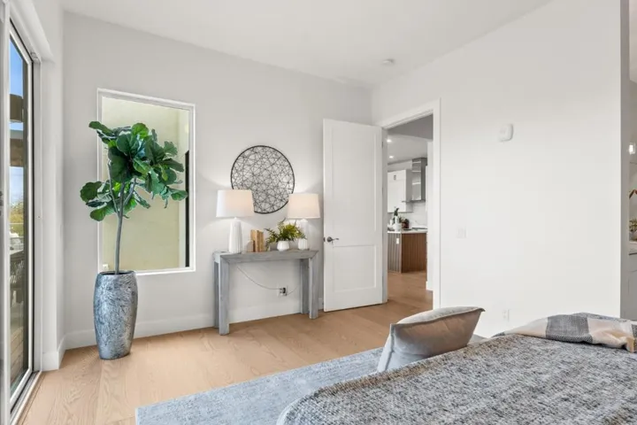 4115 El Camino Real, Palo Alto, California 94306