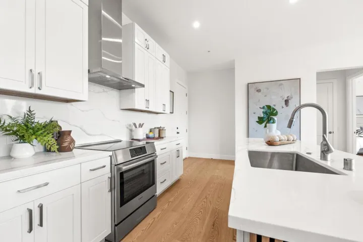 4115 El Camino Real, Palo Alto, California 94306