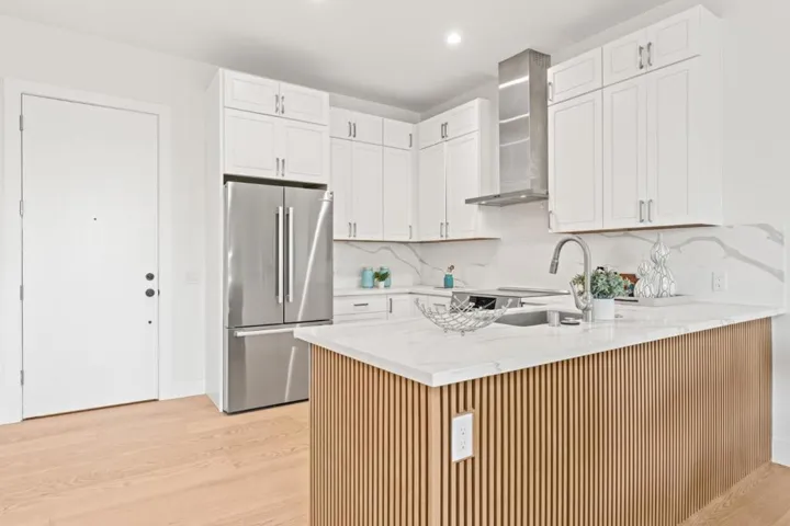 4115 El Camino Real, Palo Alto, California 94306