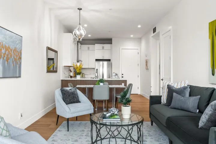 4115 El Camino Real, Palo Alto, California 94306