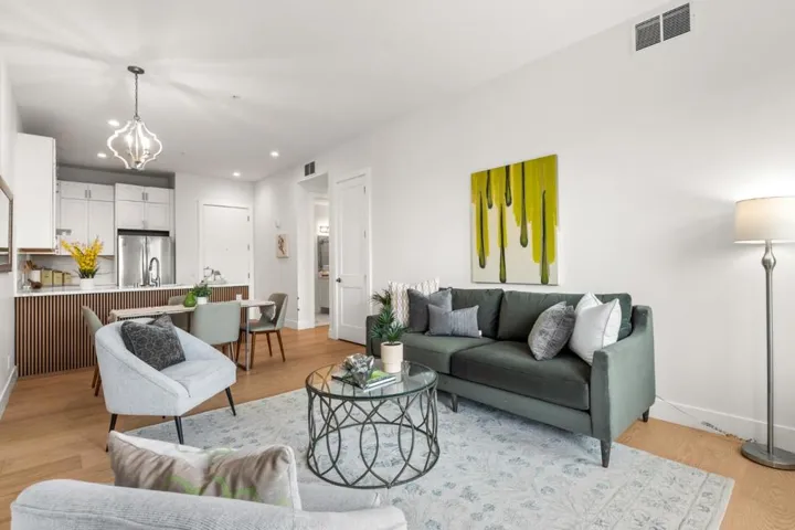 4115 El Camino Real, Palo Alto, California 94306