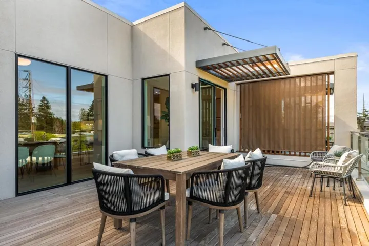 4115 El Camino Real, Palo Alto, California 94306