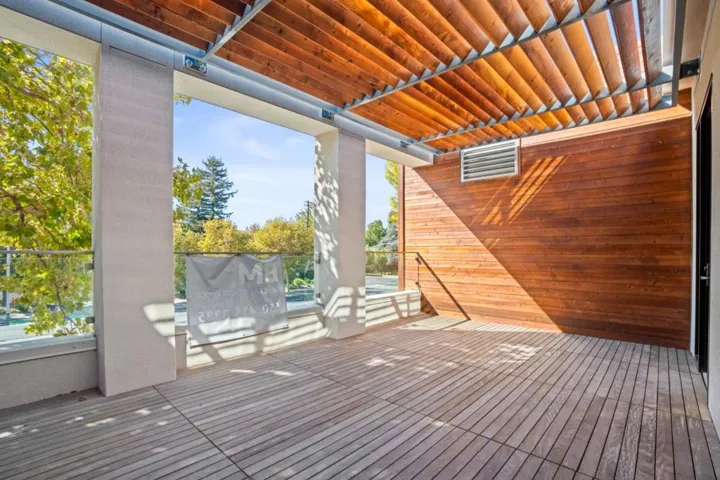 4115 El Camino Real, Palo Alto, California 94306