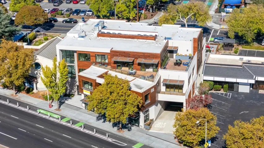 4115 El Camino Real, Palo Alto, California 94306