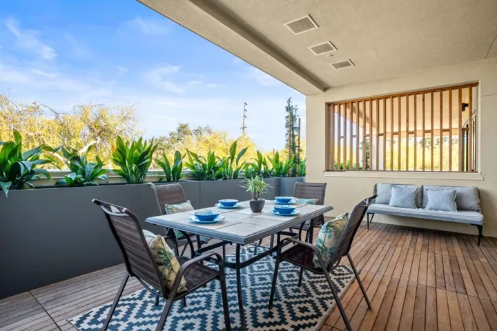 4115 El Camino Real, Palo Alto, California 94306