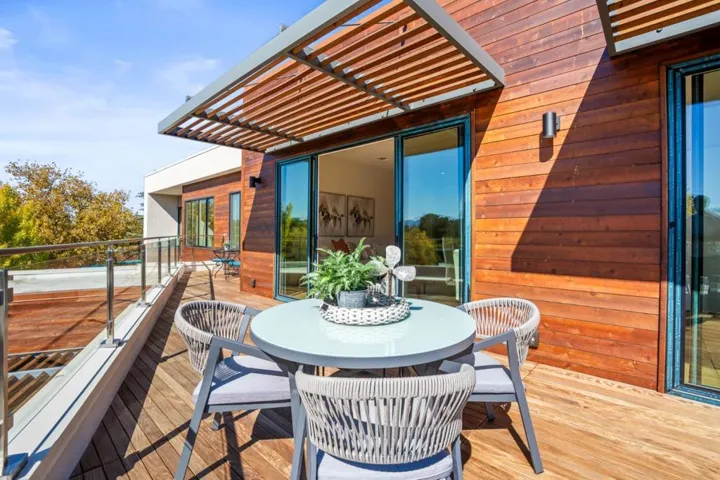 4115 El Camino Real, Palo Alto, California 94306
