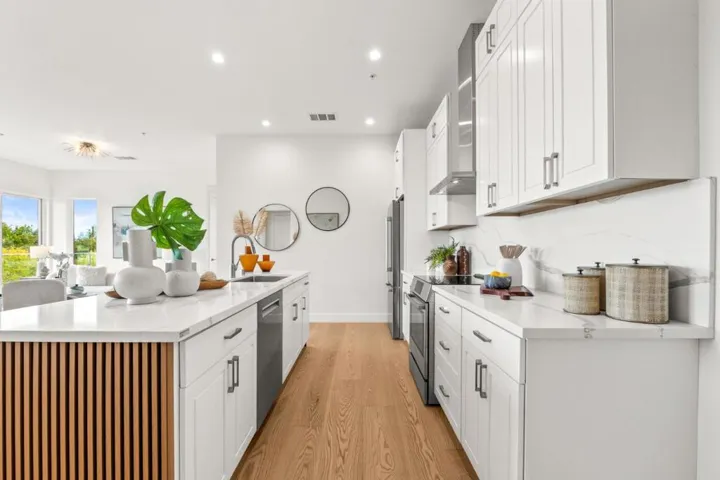 4115 El Camino Real, Palo Alto, California 94306