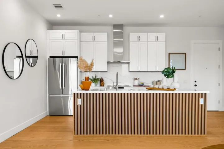4115 El Camino Real, Palo Alto, California 94306
