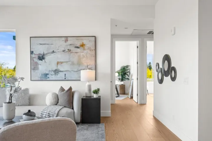 4115 El Camino Real, Palo Alto, California 94306