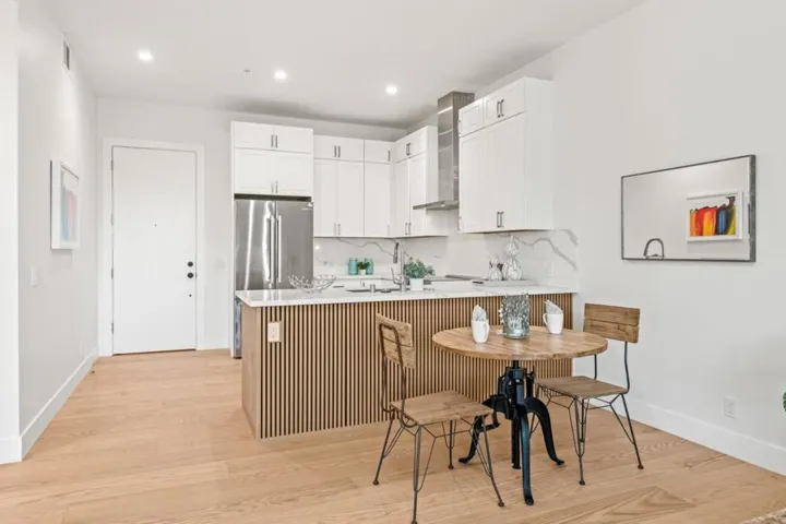 4115 El Camino Real, Palo Alto, California 94306