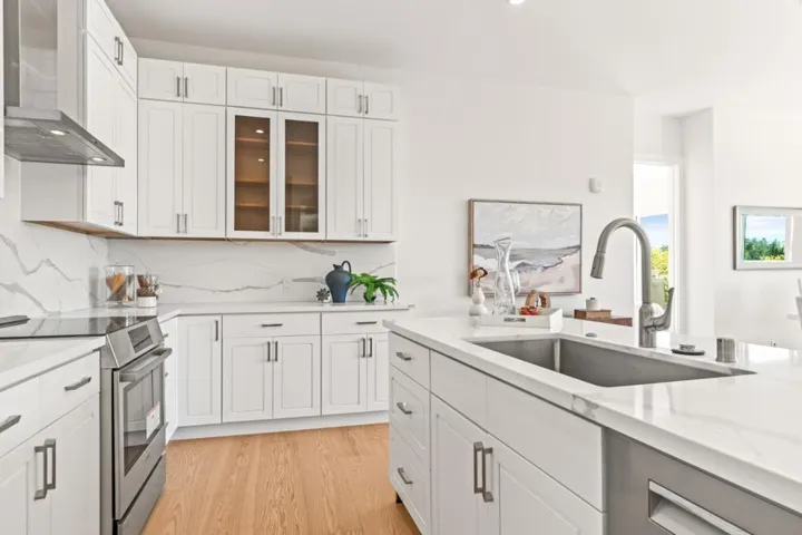 4115 El Camino Real, Palo Alto, California 94306