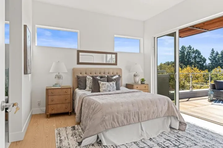 4115 El Camino Real, Palo Alto, California 94306