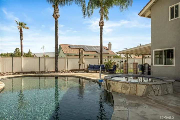 216 Gabrielle, Redlands, California 92374
