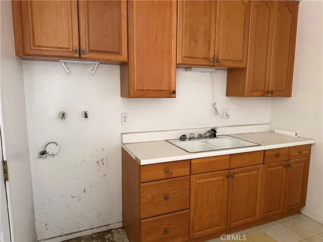 843 Wesley, Banning, California 92220