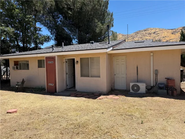 843 Wesley, Banning, California 92220