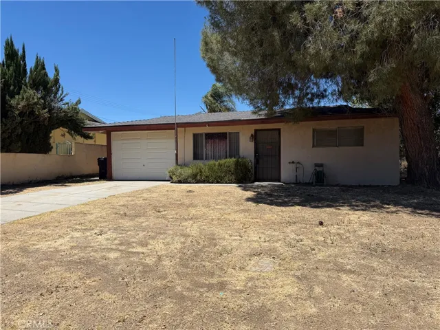 843 Wesley, Banning, California 92220