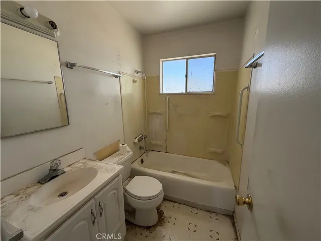 843 Wesley, Banning, California 92220