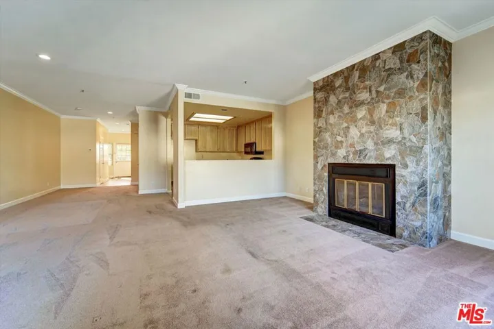 4501 Carpinteria Avenue C, Carpinteria, California 93013