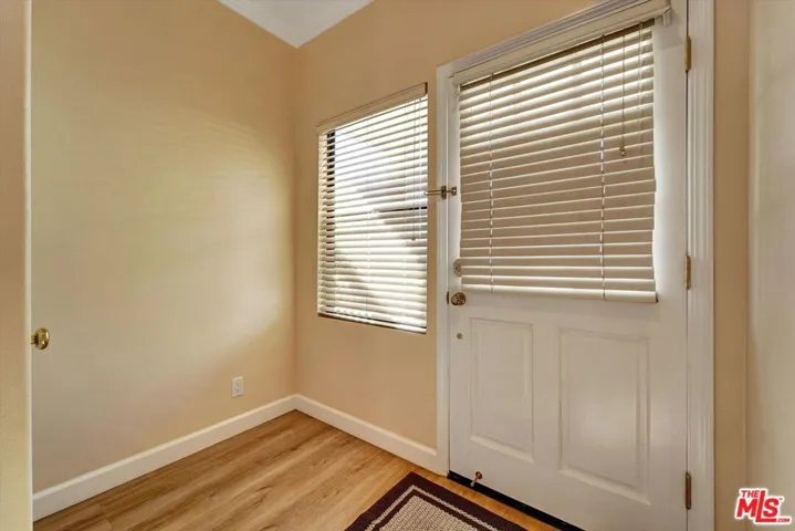4501 Carpinteria Avenue C, Carpinteria, California 93013