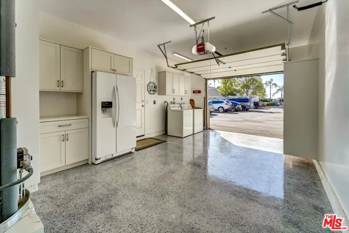 4501 Carpinteria Avenue C, Carpinteria, California 93013