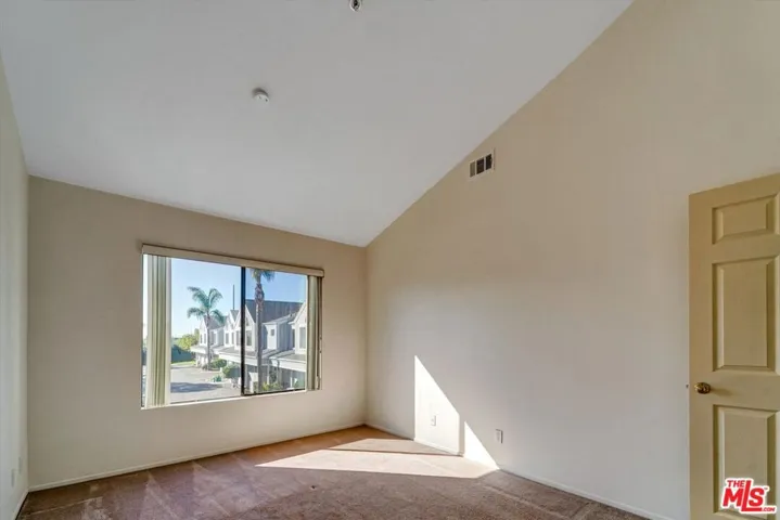 4501 Carpinteria Avenue C, Carpinteria, California 93013