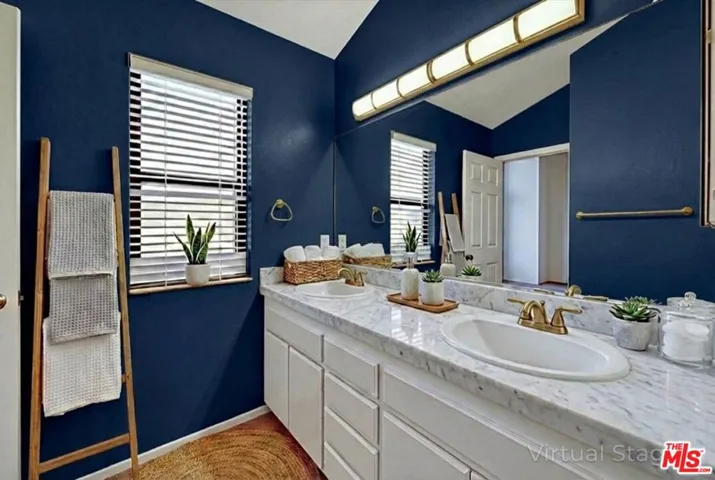 4501 Carpinteria Avenue C, Carpinteria, California 93013