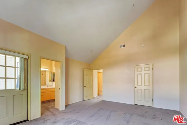 4501 Carpinteria Avenue C, Carpinteria, California 93013