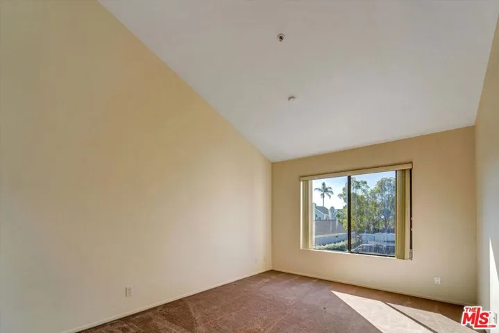 4501 Carpinteria Avenue C, Carpinteria, California 93013