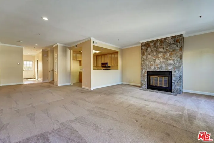 4501 Carpinteria Avenue C, Carpinteria, California 93013