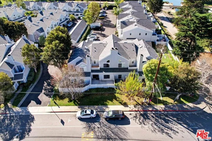 4501 Carpinteria Avenue C, Carpinteria, California 93013