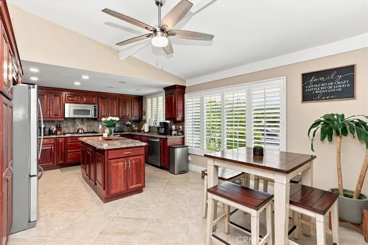 761 Sturbridge, La Habra, California 90631