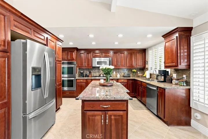 761 Sturbridge, La Habra, California 90631