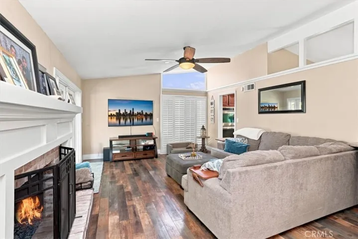 761 Sturbridge, La Habra, California 90631