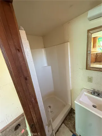 2nd unit bath