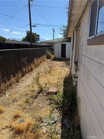 1082 S Santa Fe St, Hemet, California 92543