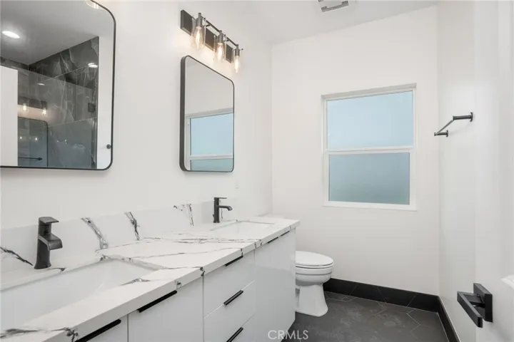 4100 Spencer, Torrance, California 90503