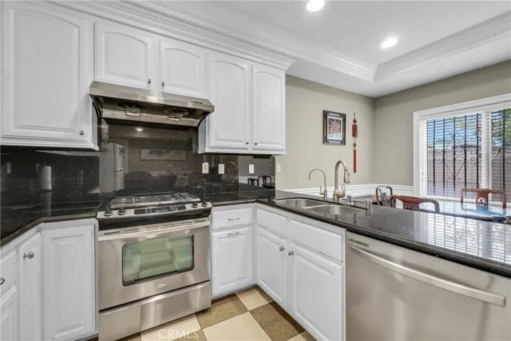 5345 Santa Anita, Temple City, California 91780