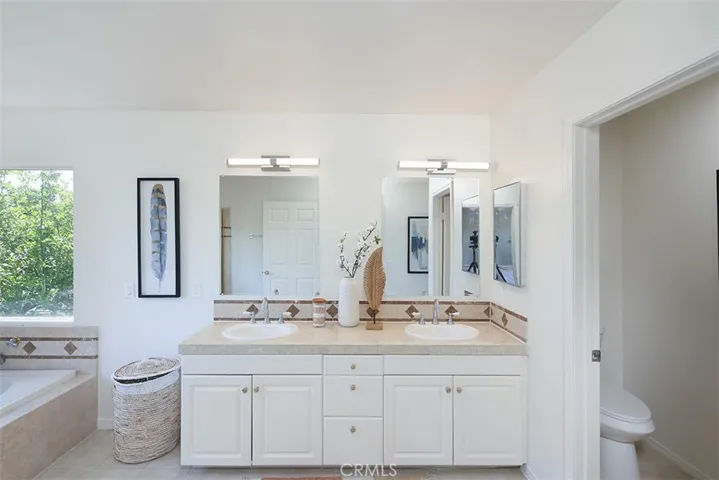 1296 S 8th, Arcadia, California 91006