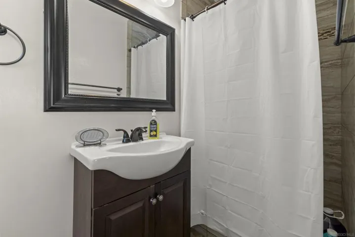 560 Hart Street, Hemet, California 92543