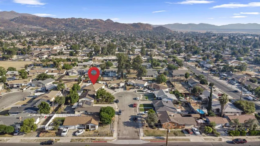 560 Hart Street, Hemet, California 92543