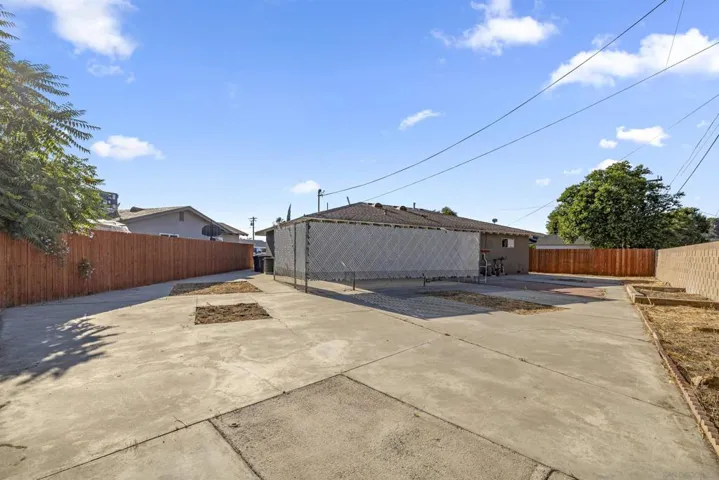 560 Hart Street, Hemet, California 92543