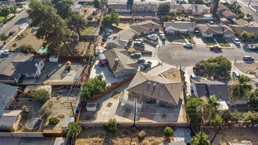 560 Hart Street, Hemet, California 92543