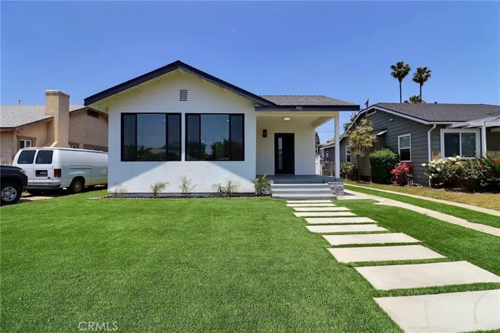 2015 W 42nd Place, Los Angeles, California 90062