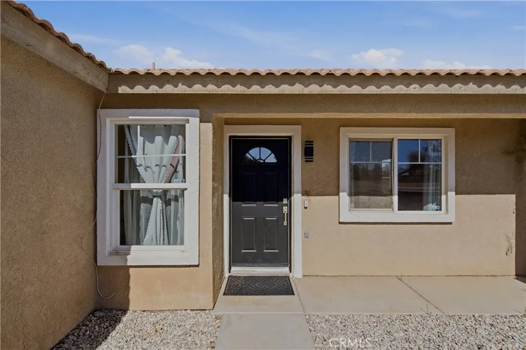 14513 Palm Street, Adelanto, California 92301 — photo 5