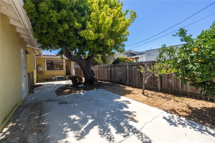 2007 Andreo Avenue, Torrance, California 90501