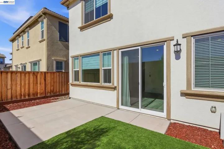 7149 Diamond Ave, Tracy, California 95377