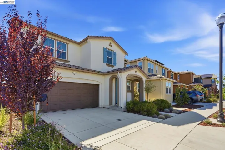 7149 Diamond Ave, Tracy, California 95377