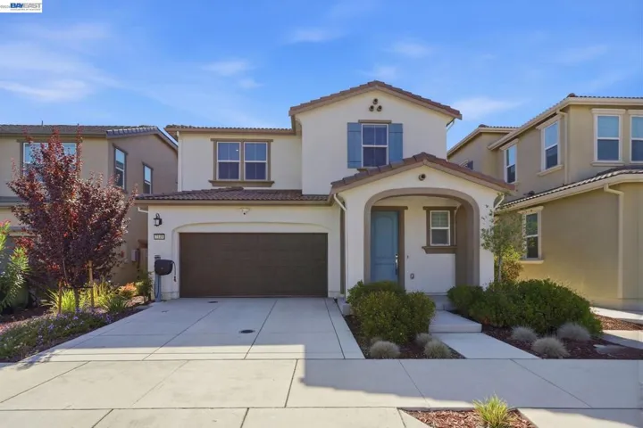 7149 Diamond Ave, Tracy, California 95377